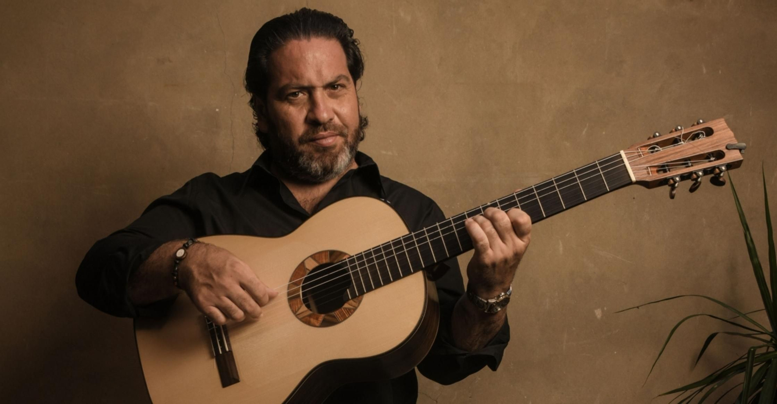 El guitarrista jerezano Paco Lara.