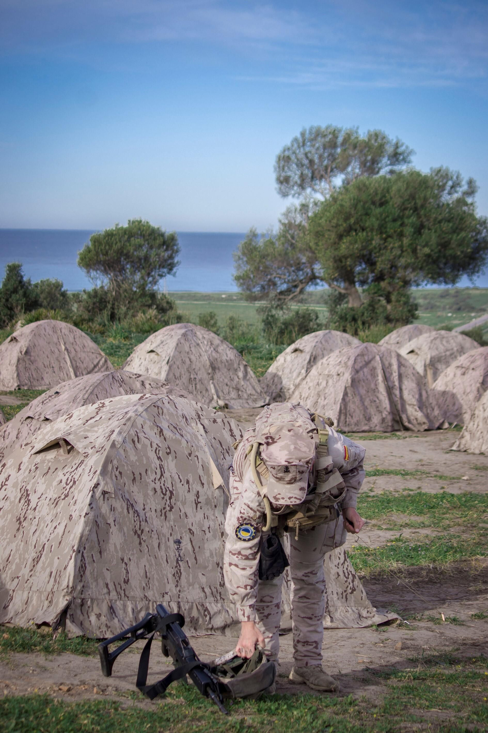 Así se instruyen los soldados ucranianos con la Infantería de Marina en Cádiz, en imágenes