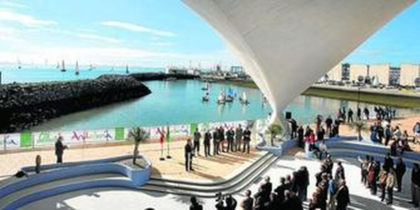 Las autoridades destacaron en sus discursos la trascendencia de una instalación que aspira a convertirse en un emblema de los programas de alto rendimiento.