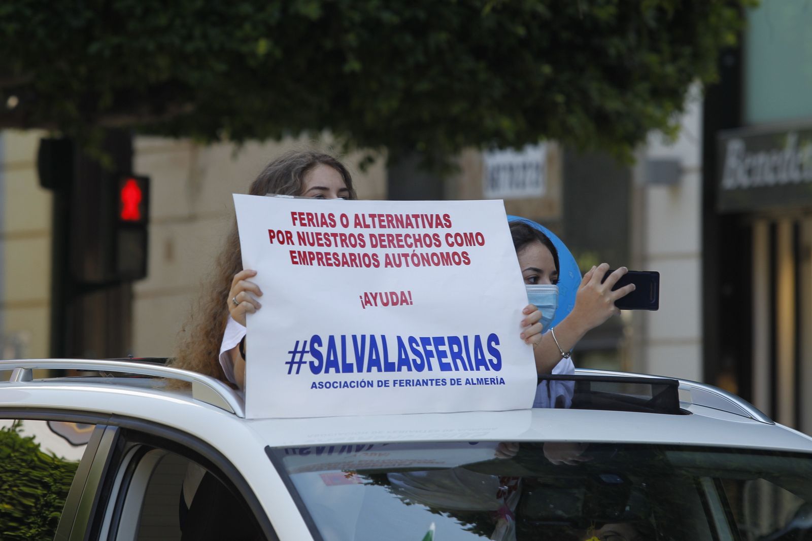 Fotogalería manifestación feriantes. Almería