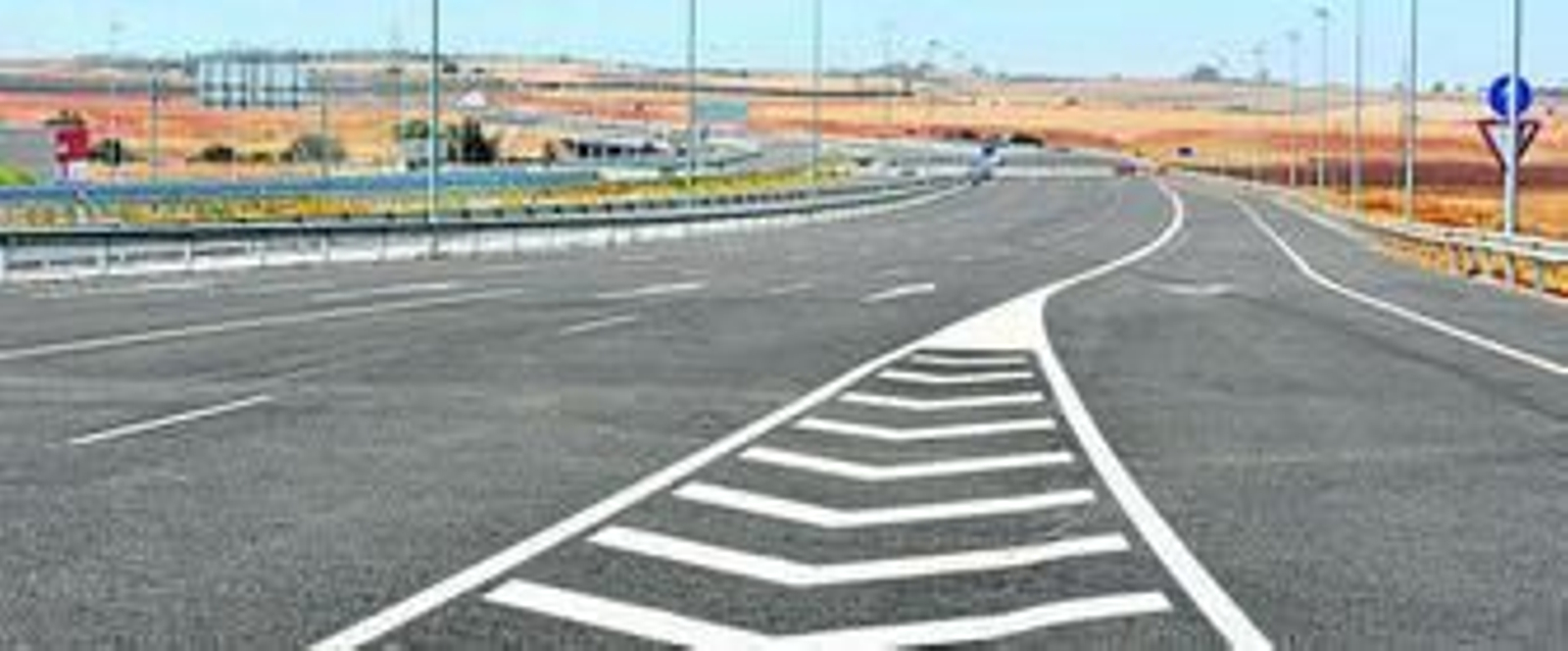 Firme del segundo tramo de la SE-40 en una imagen tomada esta misma semana.