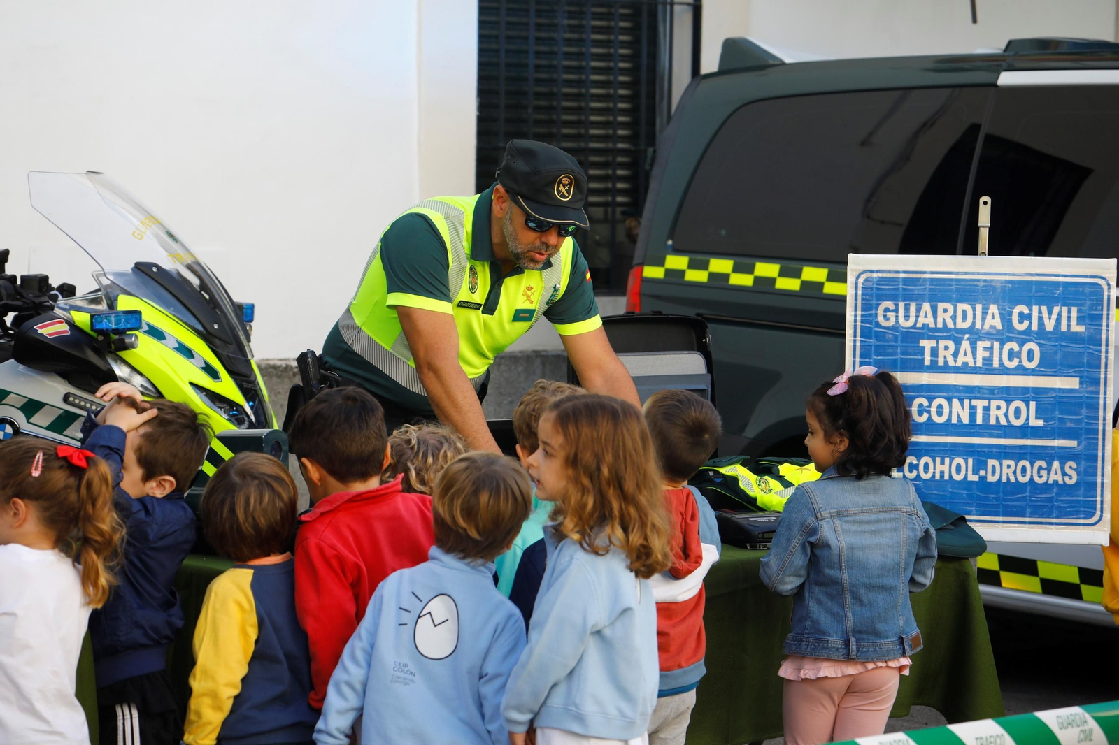 La exhibición de la Guardia Civil de Córdoba, en imágenes