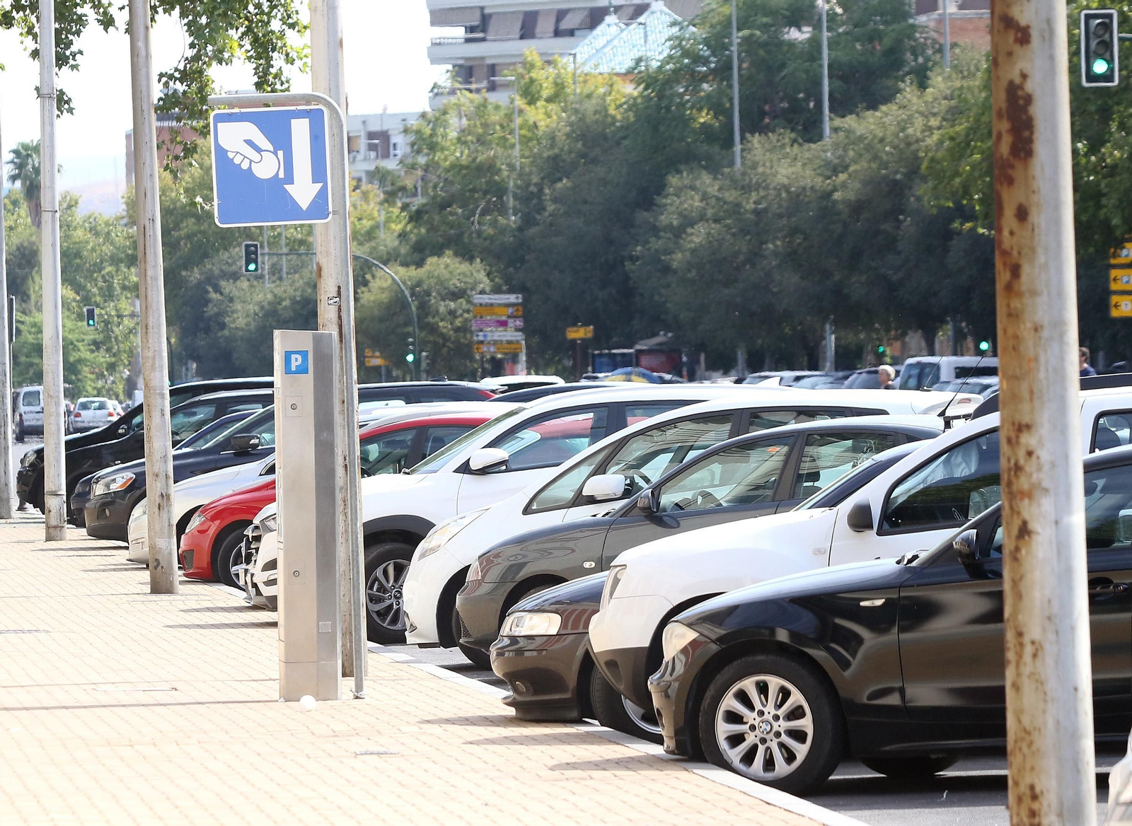 Establecimiento regulado por zona azul en la capital.