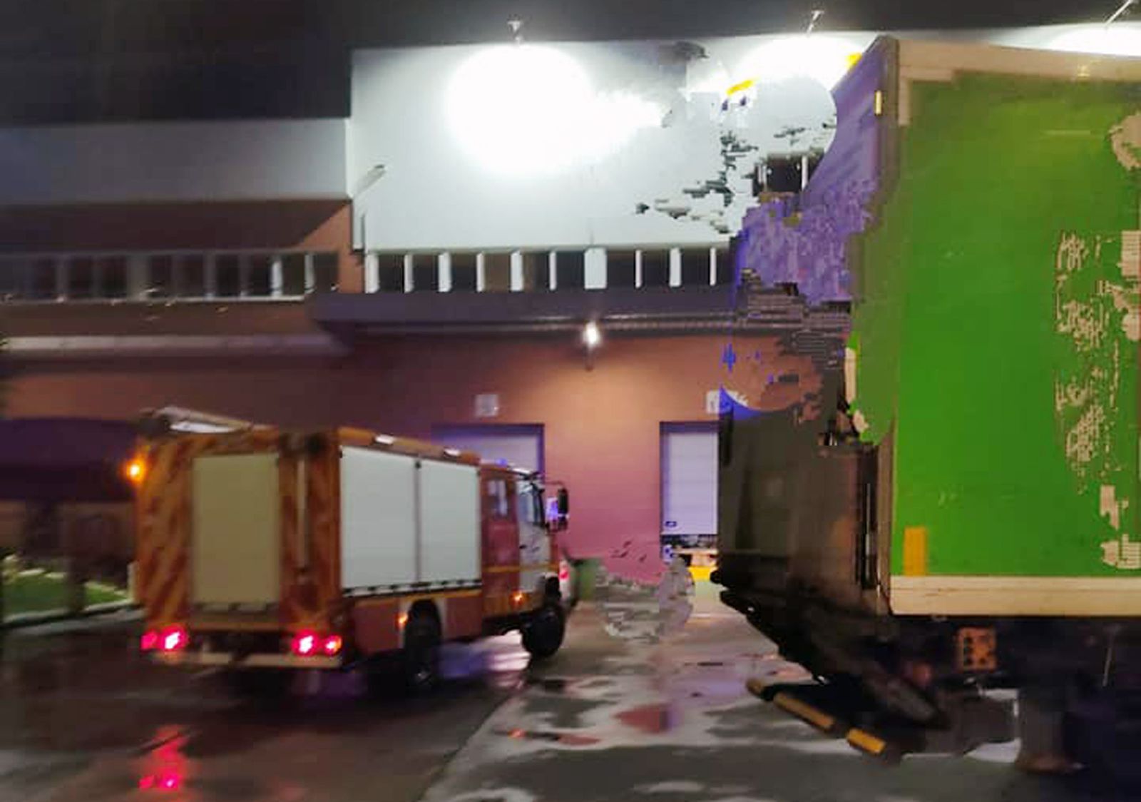 Los Bomberos en el lugar del siniestro