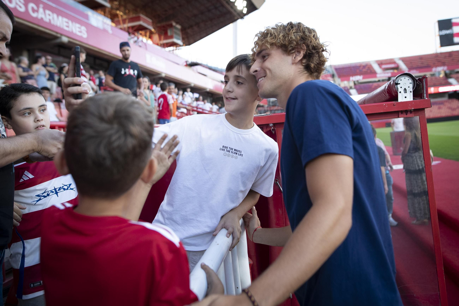 La presentación de los jugadores del Granada CF en imágenes