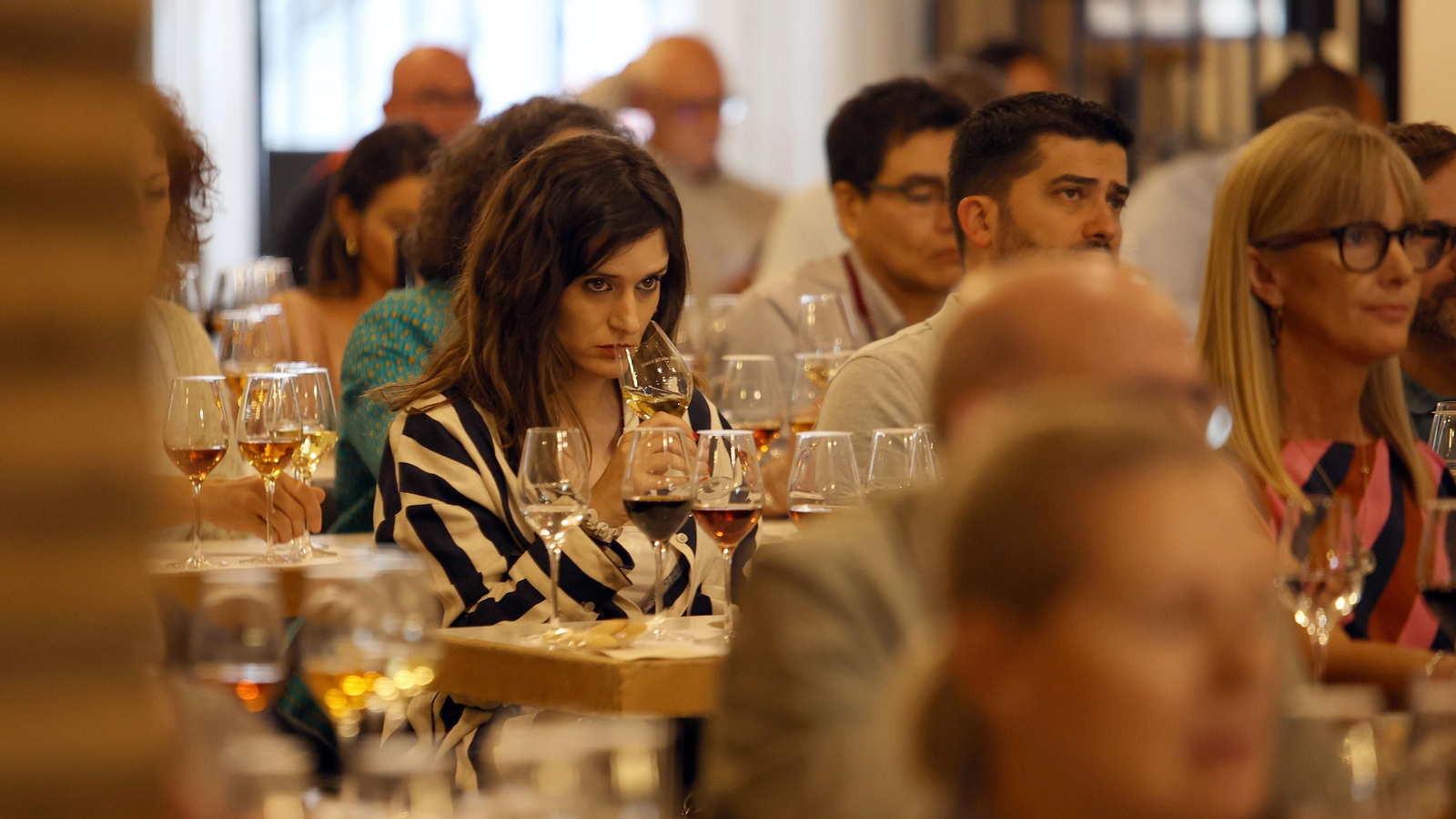 Cata taller de vinos de Jerez en el Consejo Regulador Cata taller de vinos de Jerez en el Consejo Regulador