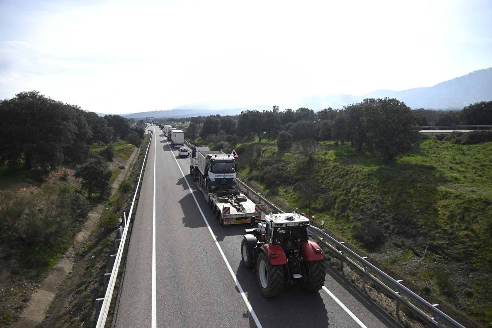 La protesta de los agricultores de la zona Norte de Córdoba, en imágenes