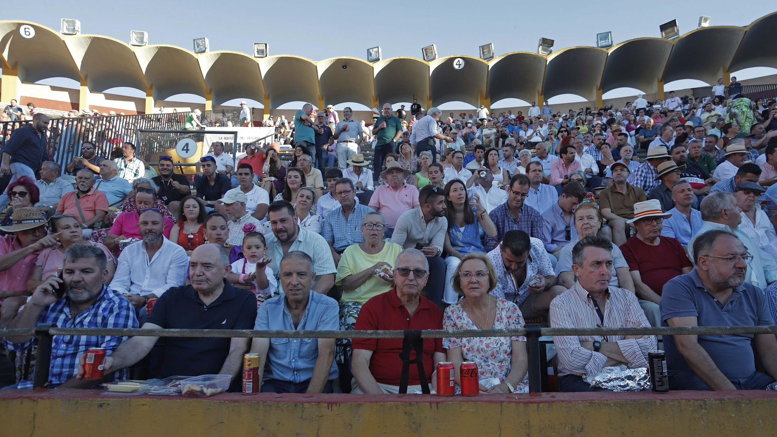 Ambiente en la corrida del sábado de la Feria Taurina de Algeciras