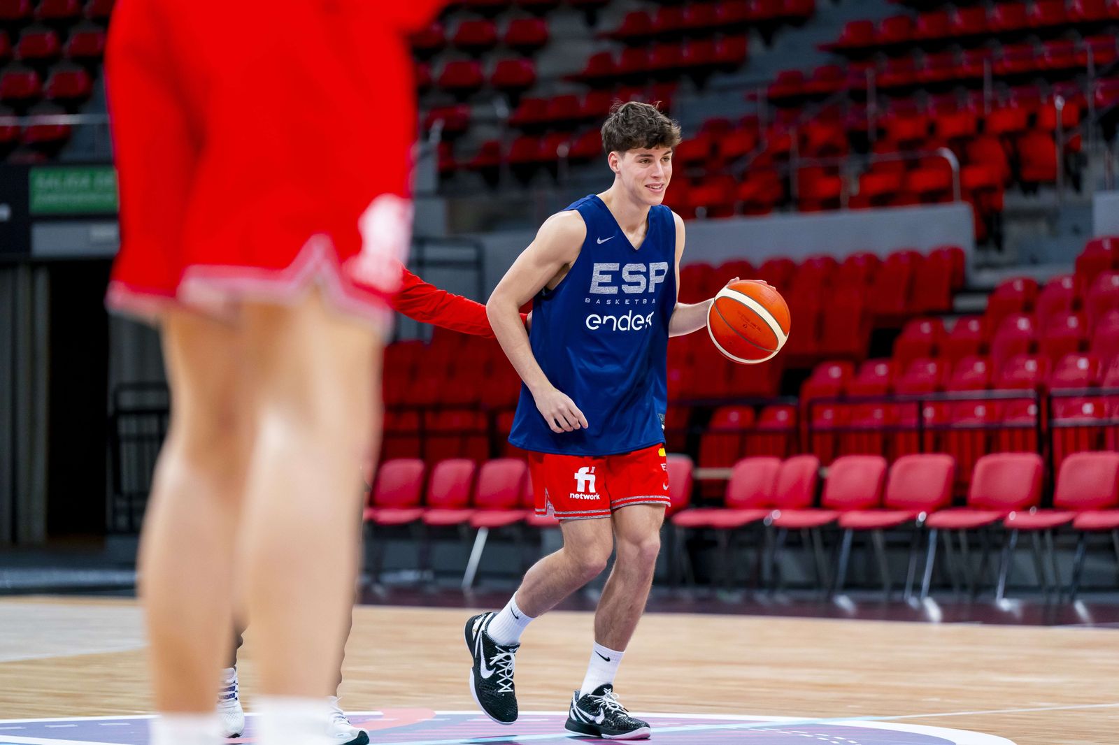 Alberto Díaz, Mario Saint-Supéry y Yankuba Sima, con Ricky Rubio a las órdenes de Scariolo