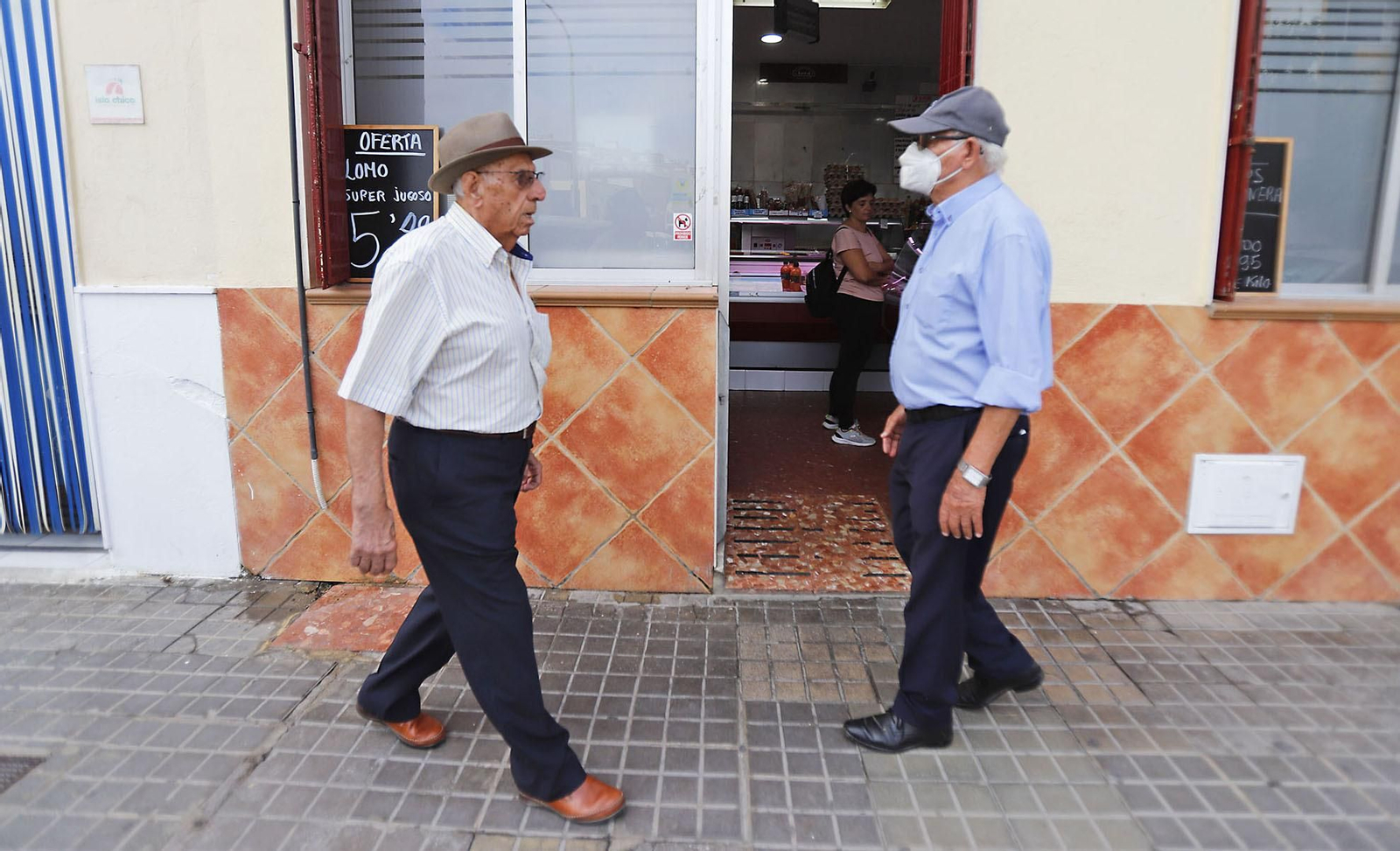 El comercio de cercanía se hace fuerte en los barrios de la ciudad de Huelva
