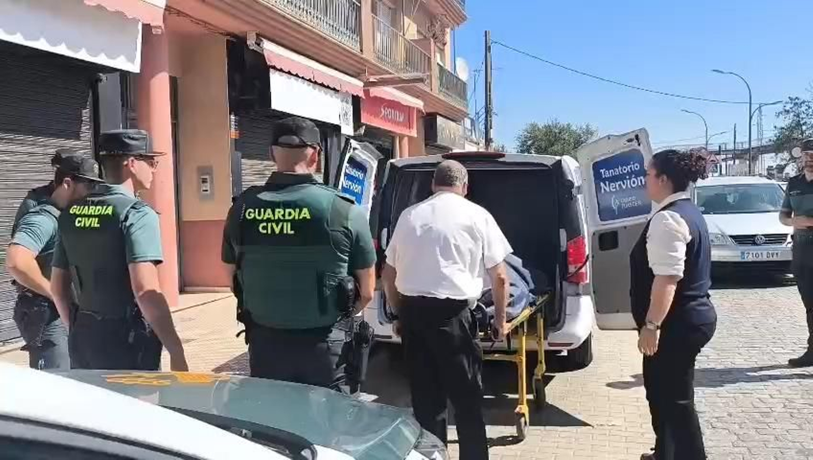 Un joven confiesa a la Guardia Civil que ha matado a su madre en Brenes