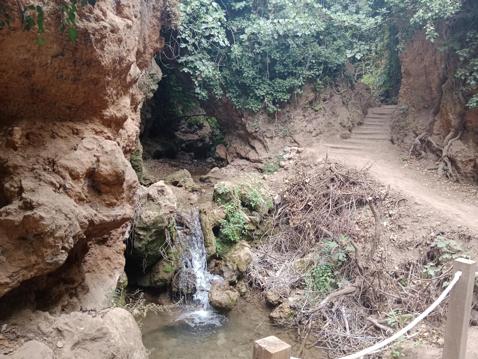 Así está en septiembre la preciosa cascada que puedes ver en Jaén