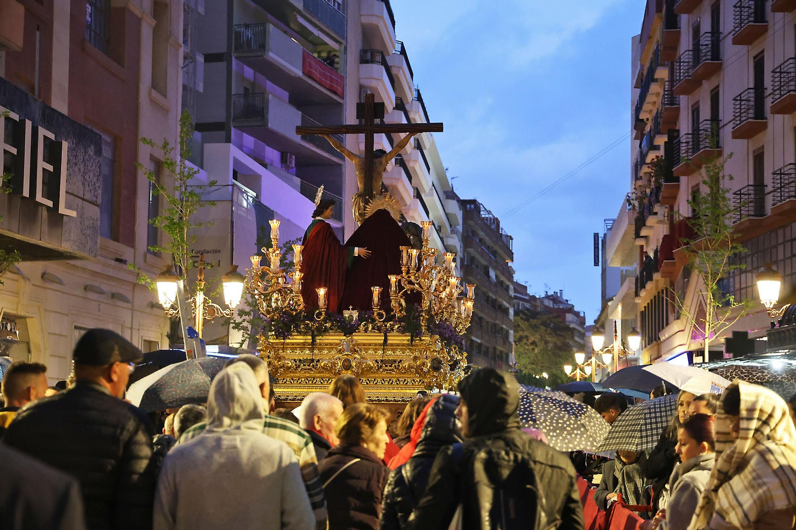 Martes Santo en Huelva: Imágenes de la Hermandad de La Lanzada