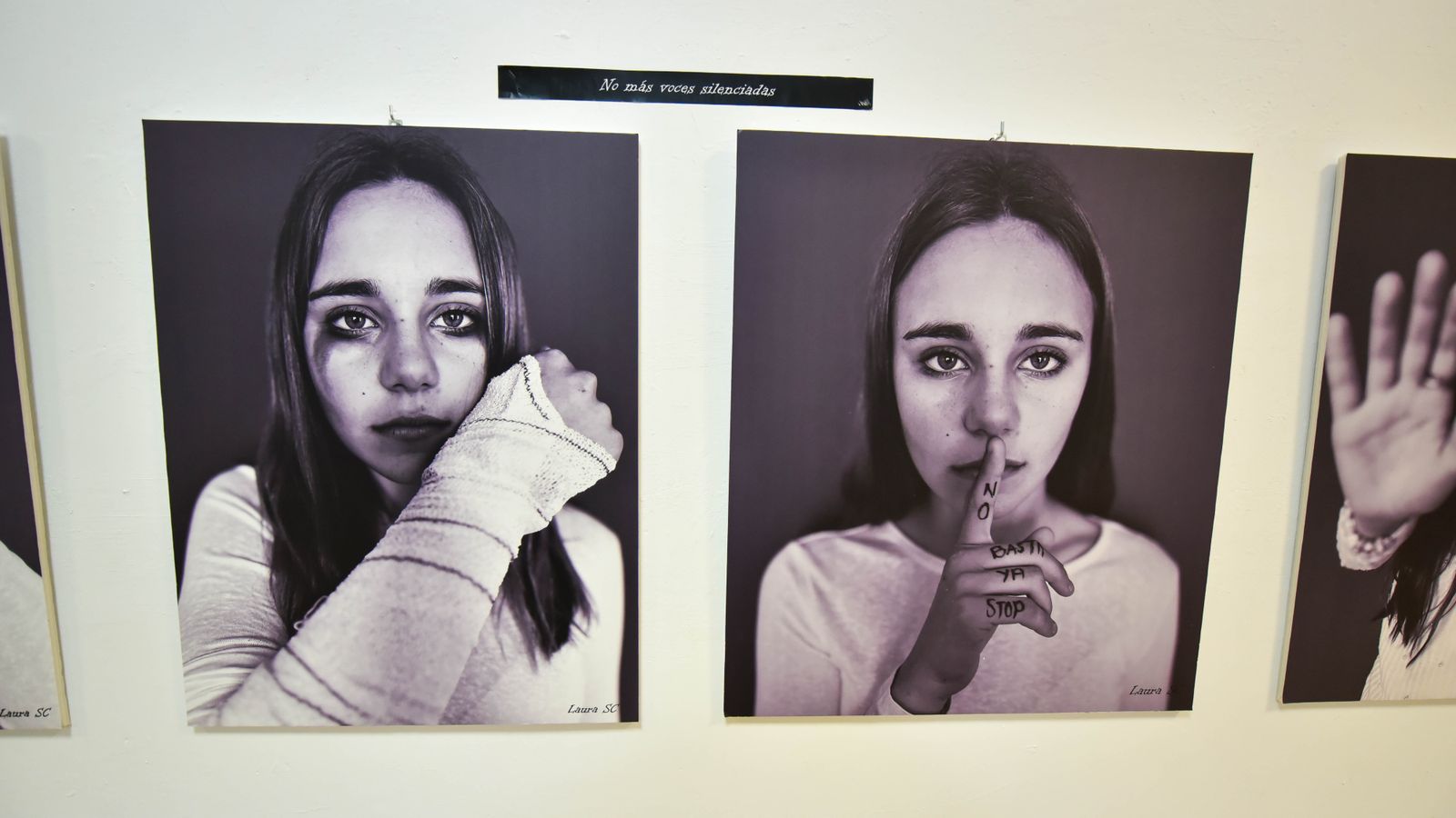 Exposición 'No mas voces silenciadas' de Laura Soler en el centro documental, en imágenes