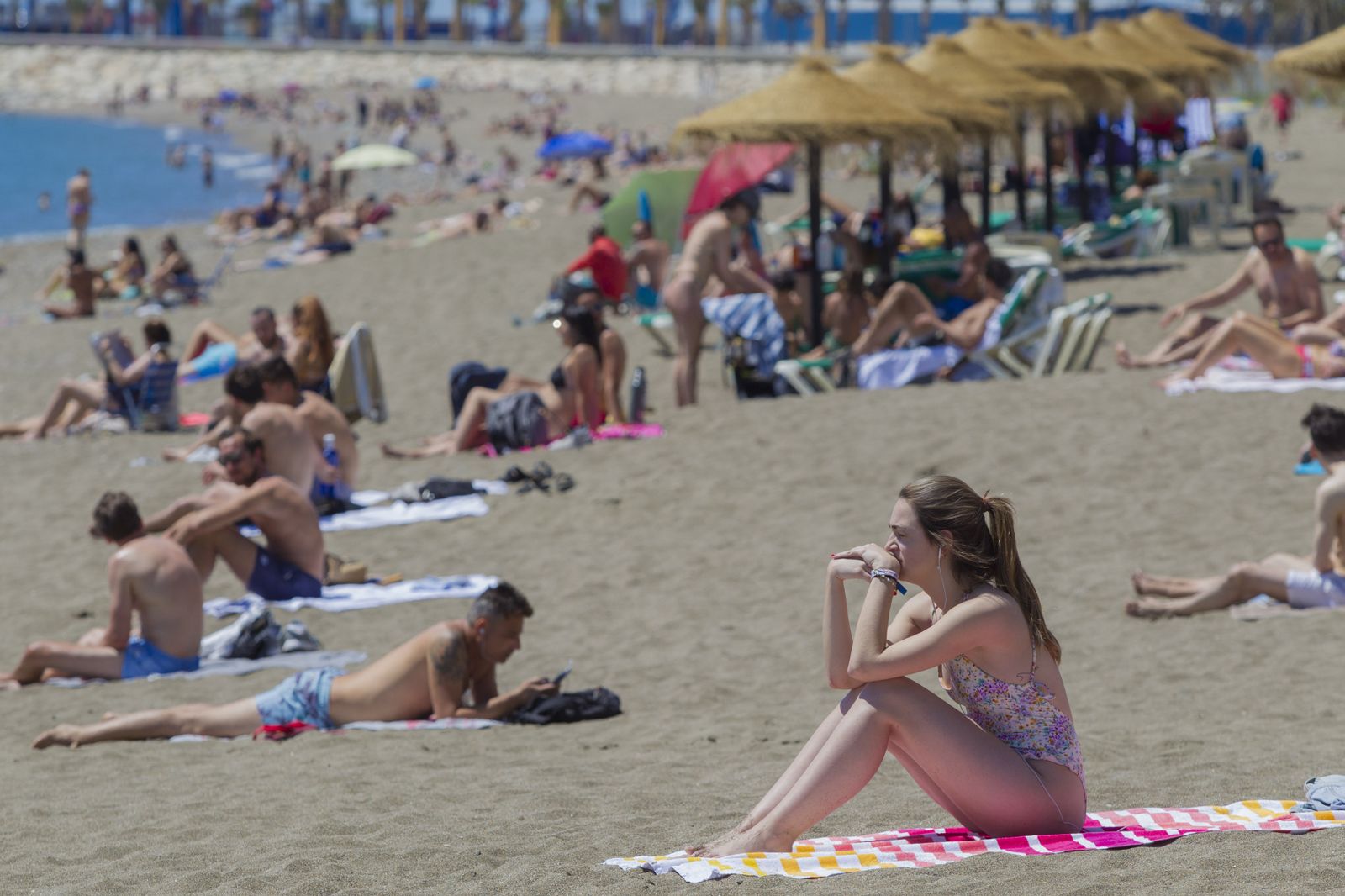Fotos del primer domingo en las playas de Málaga tras la apertura de la movilidad