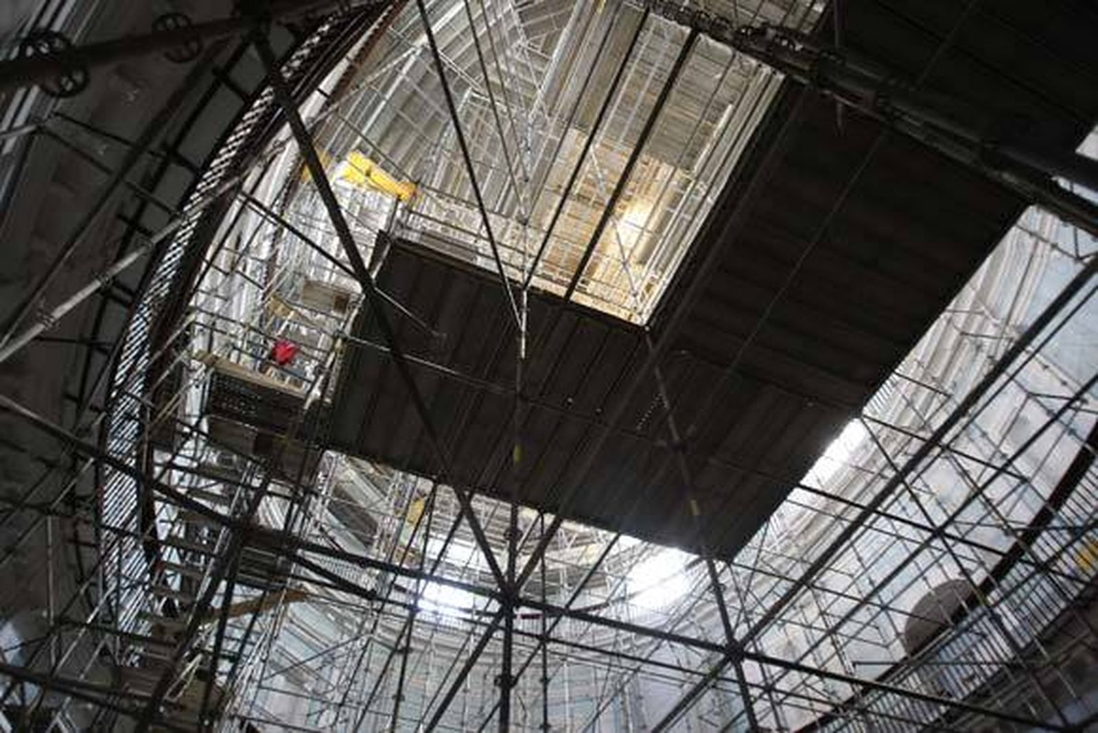 La rehabilitación del templo han descubierto el deficiente estado de conservación en el que se encontraba su estructura  Foto: Jose Braza