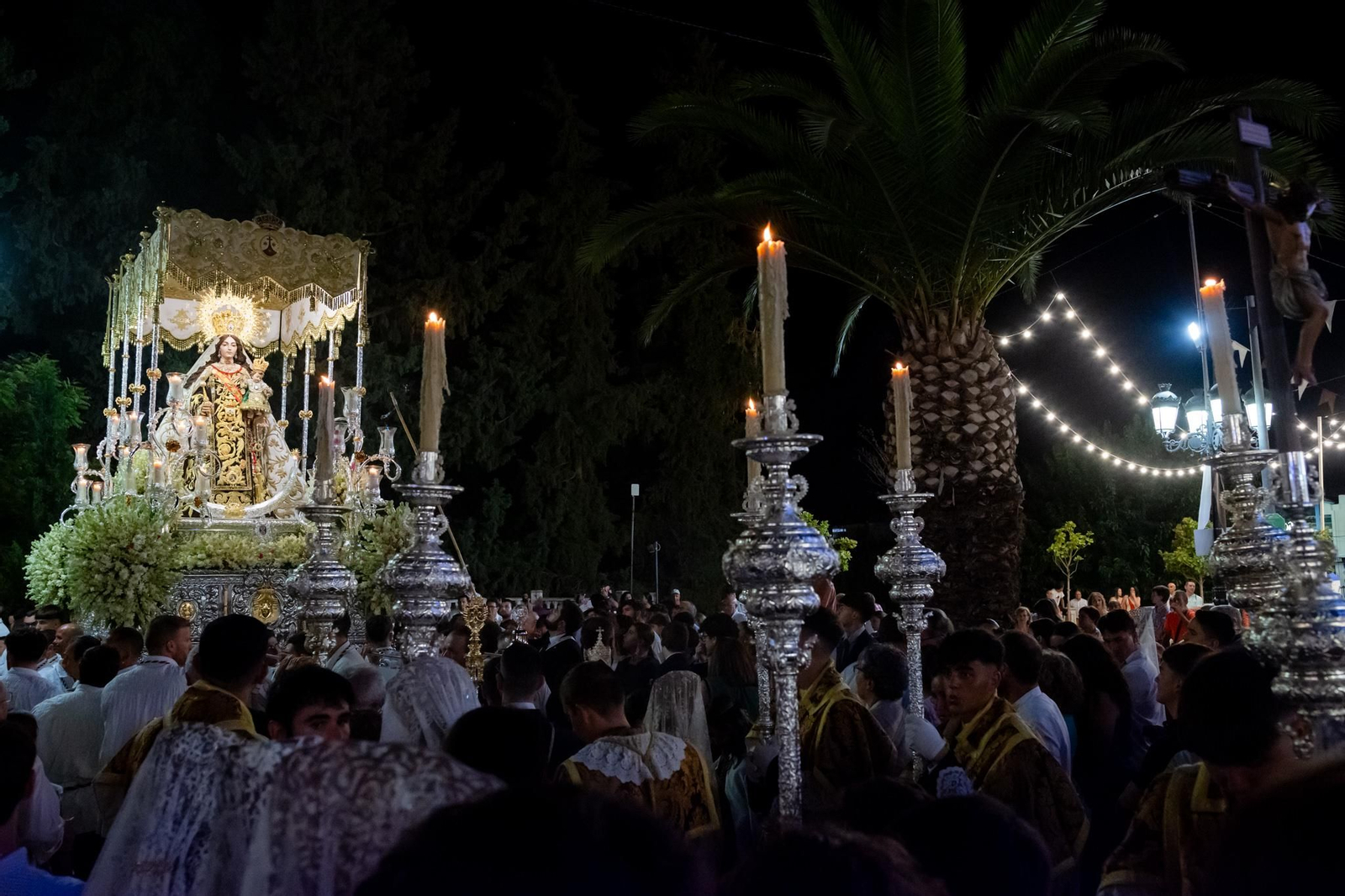 Los momentos más especielas de la procesión de la Virgen del Carmen en Rute, en imágenes