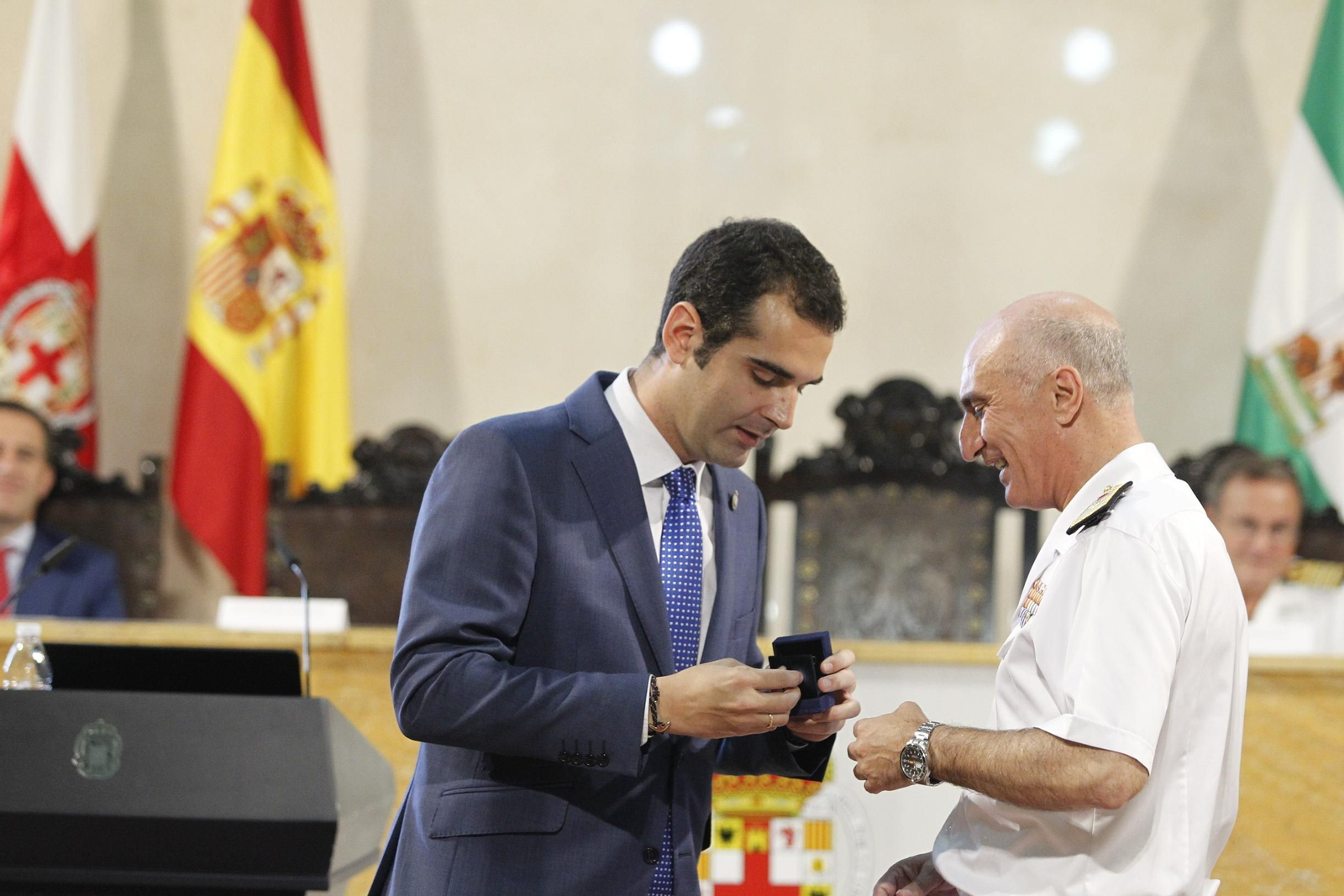Ricardo Hernández recibió el Escudo de Oro de Almería en 2017.