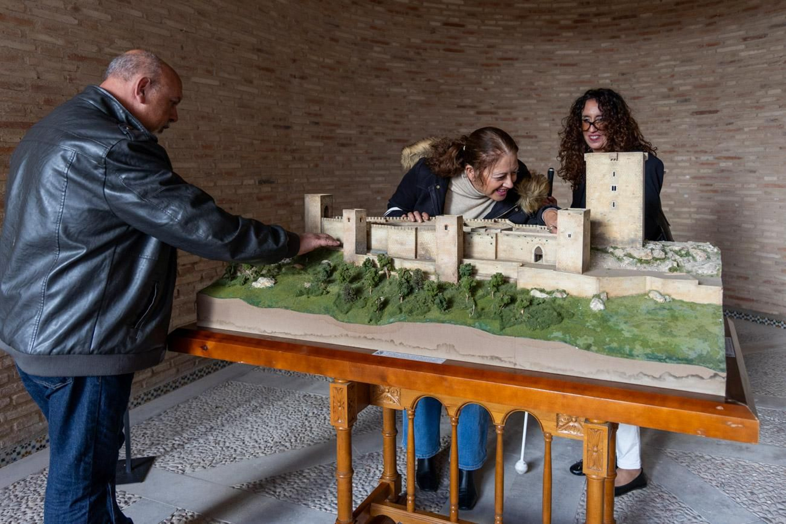 Reapertura del Salón Mudéjar tras su restauración, coincidiendo con la inauguración de la exposición 'Jaén: 825-2025' conmemorativa del 1.200 aniversario