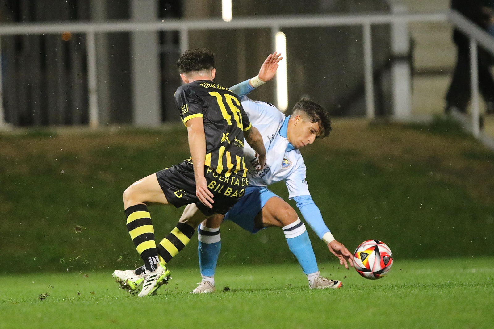 El Barakaldo-Málaga CF, en fotos
