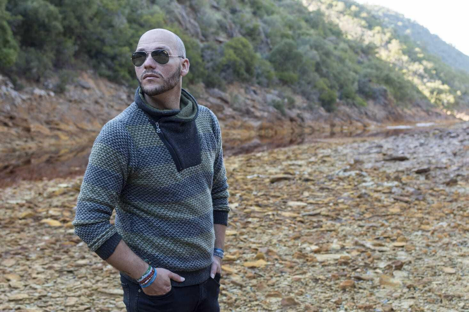 Un cantautor de Huelva camino de los Grammy Latinos