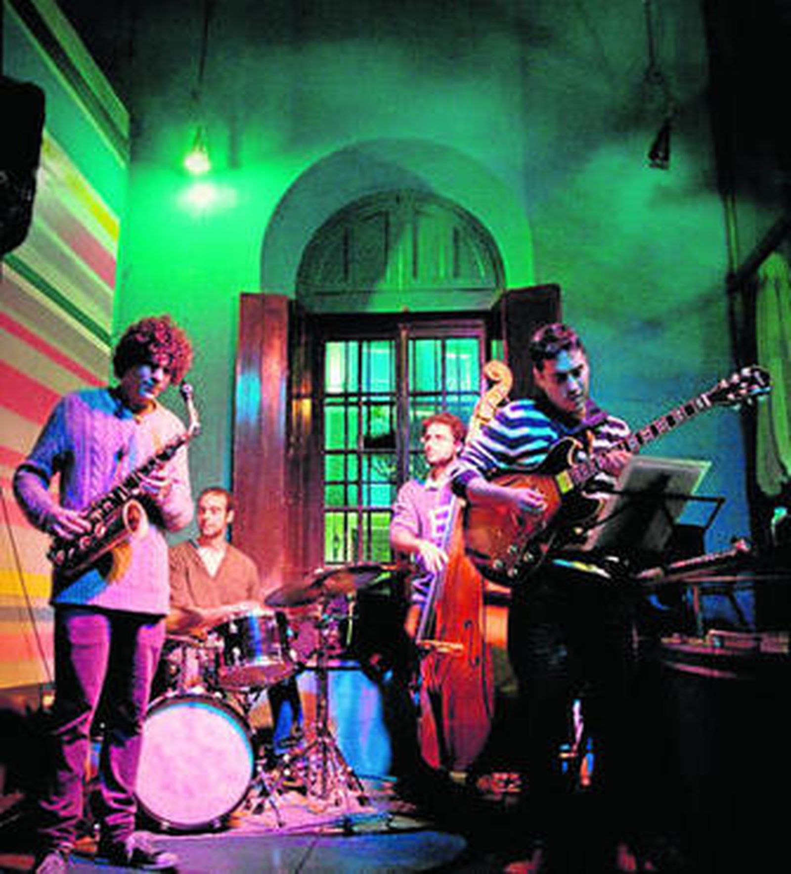 El grupo, durante una de sus actuaciones en la ciudad.