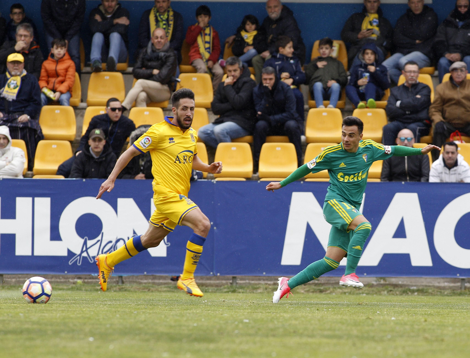 El Alcorcón-Cádiz CF, en imágenes