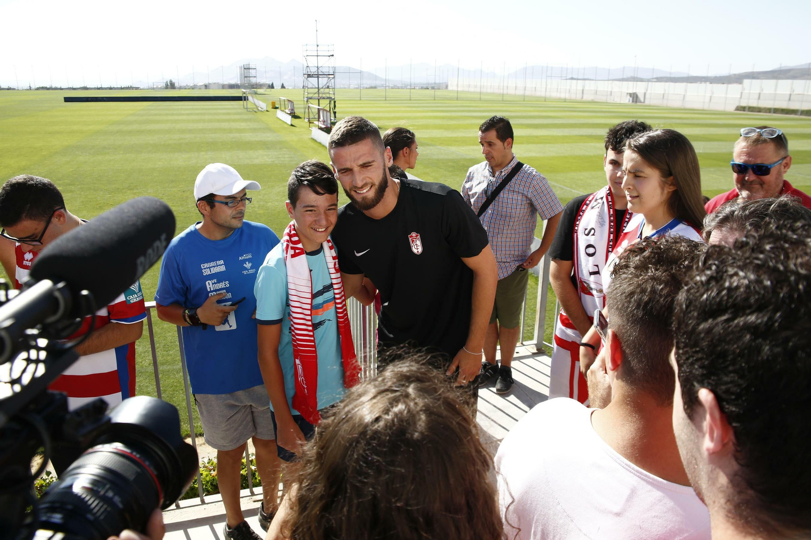 Por el central portugués Domingos Duarte el Granada CF ha pagado en torno a tres millones de euros.