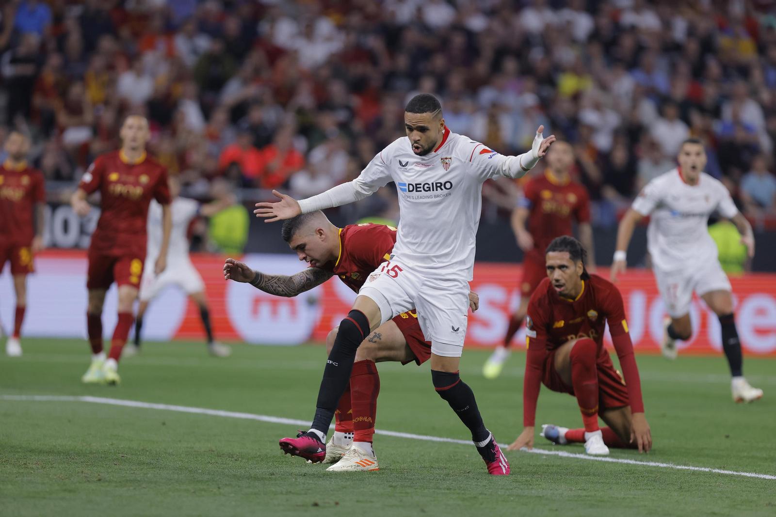 Las imágenes del Sevilla-Roma