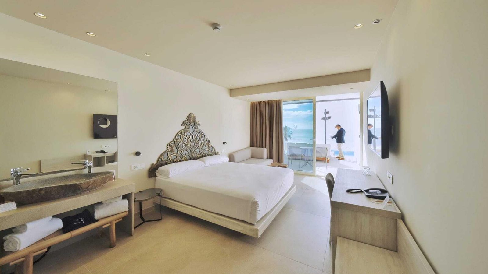 Una de las habitaciones del Hotel Cádiz Bahía. Una de las habitaciones del Hotel Cádiz Bahía.