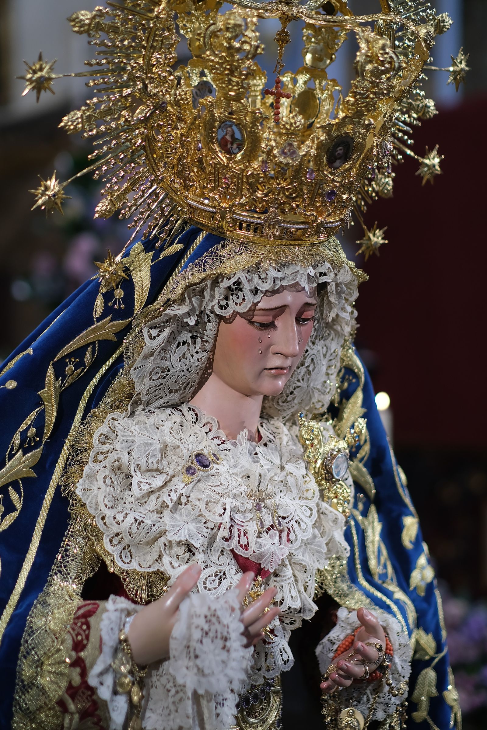 Las imágenes de la veneración a la Virgen de la Salud del Santo Ángel