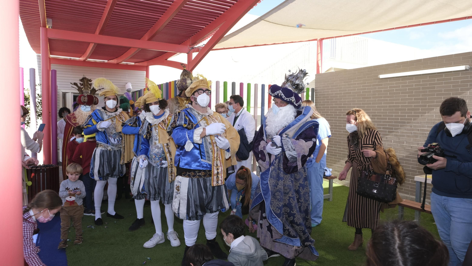 Los Reyes Magos en el Hospital Torrecárdenas de Almería
