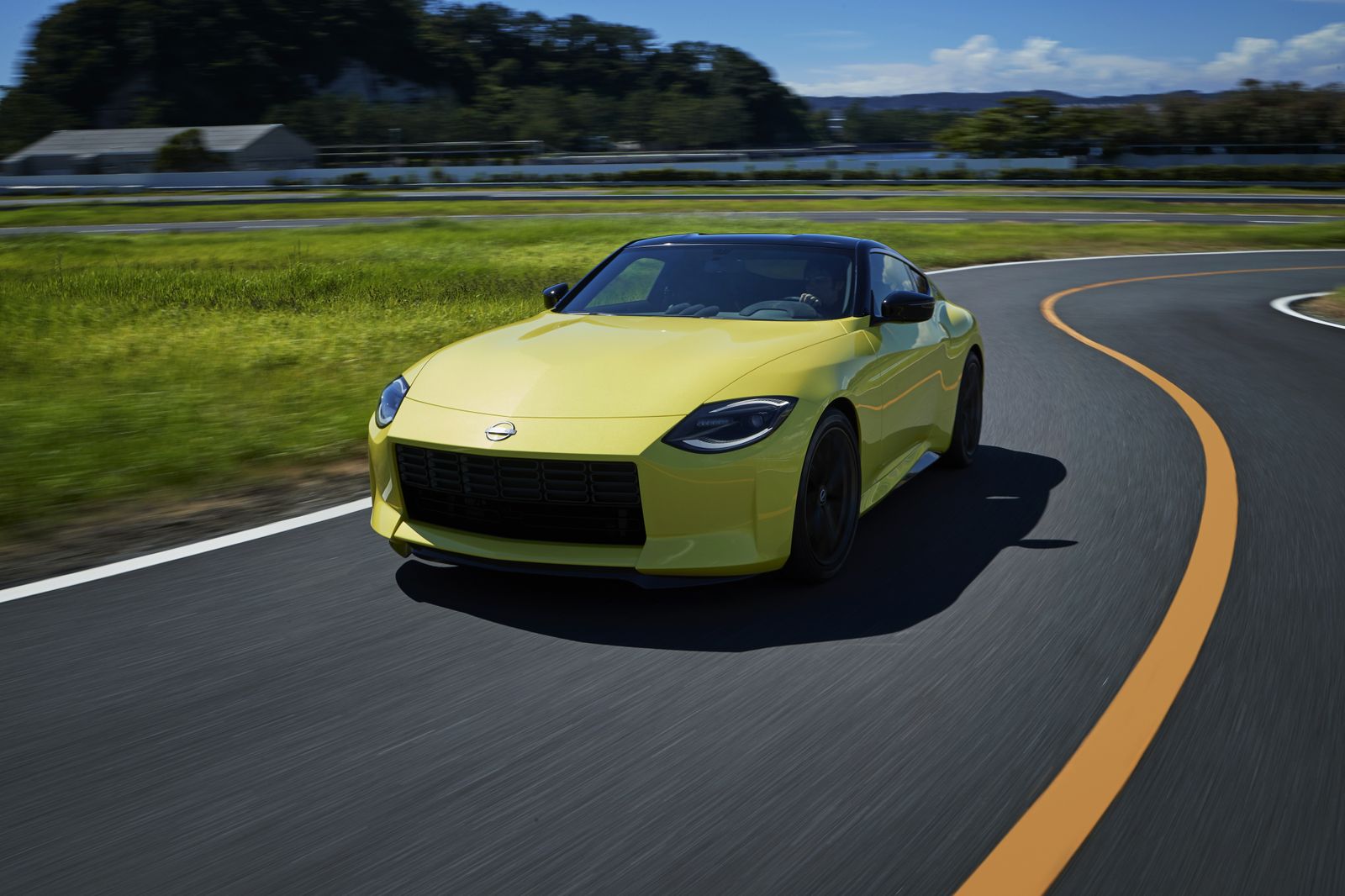 El Z Proto, el futuro coupé deportivo de aire retro Nissan Z400