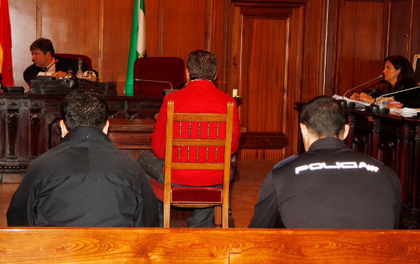 El TSJA absuelve a Óscar Riquelme del crimen de la 'botellona' en la Cartuja