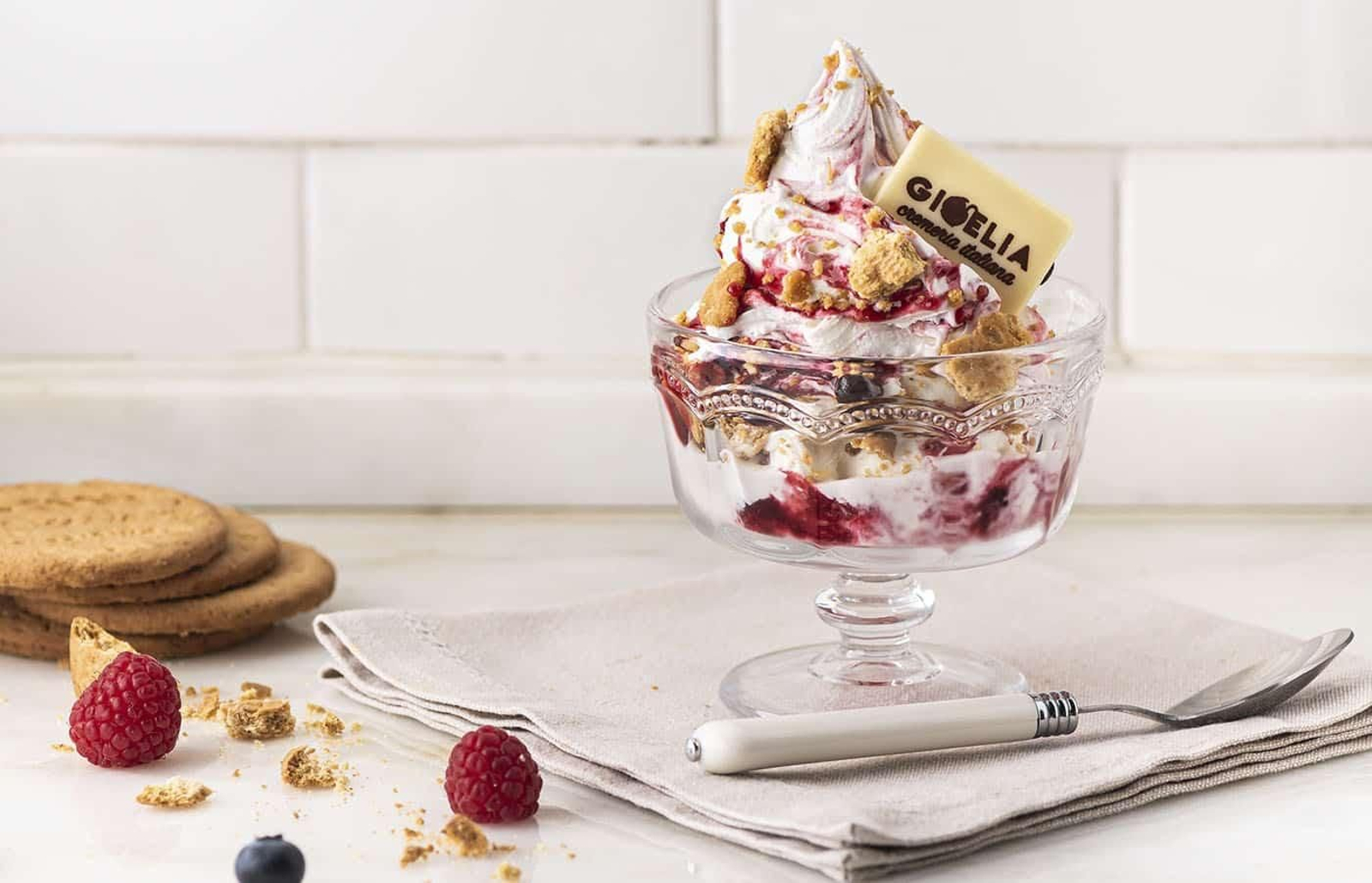 cheesecake con frutti rossi de Gioelia Cremeria. cheesecake con frutti rossi de Gioelia Cremeria.