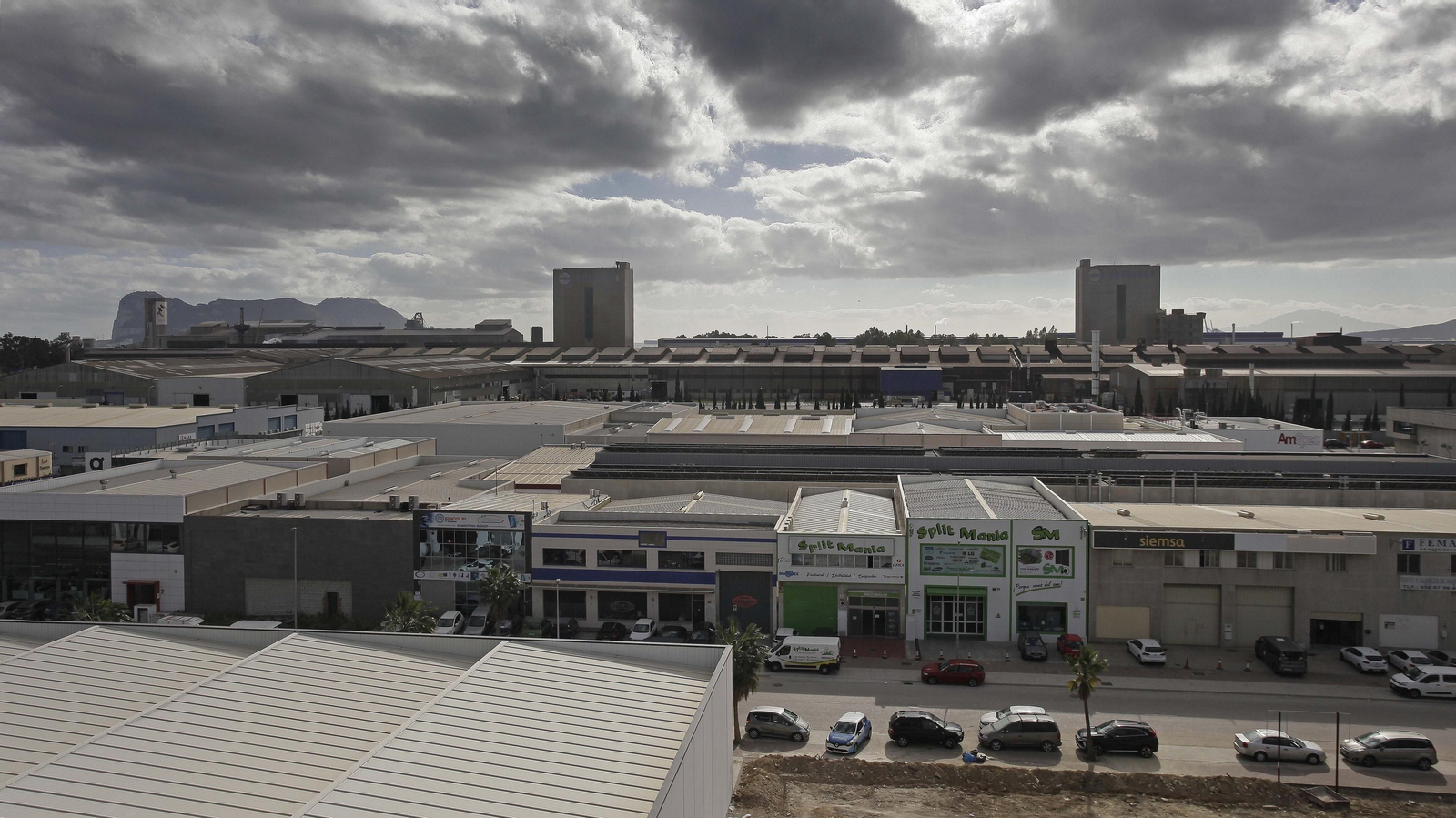 Crisis en Palmones y polígonos comerciales