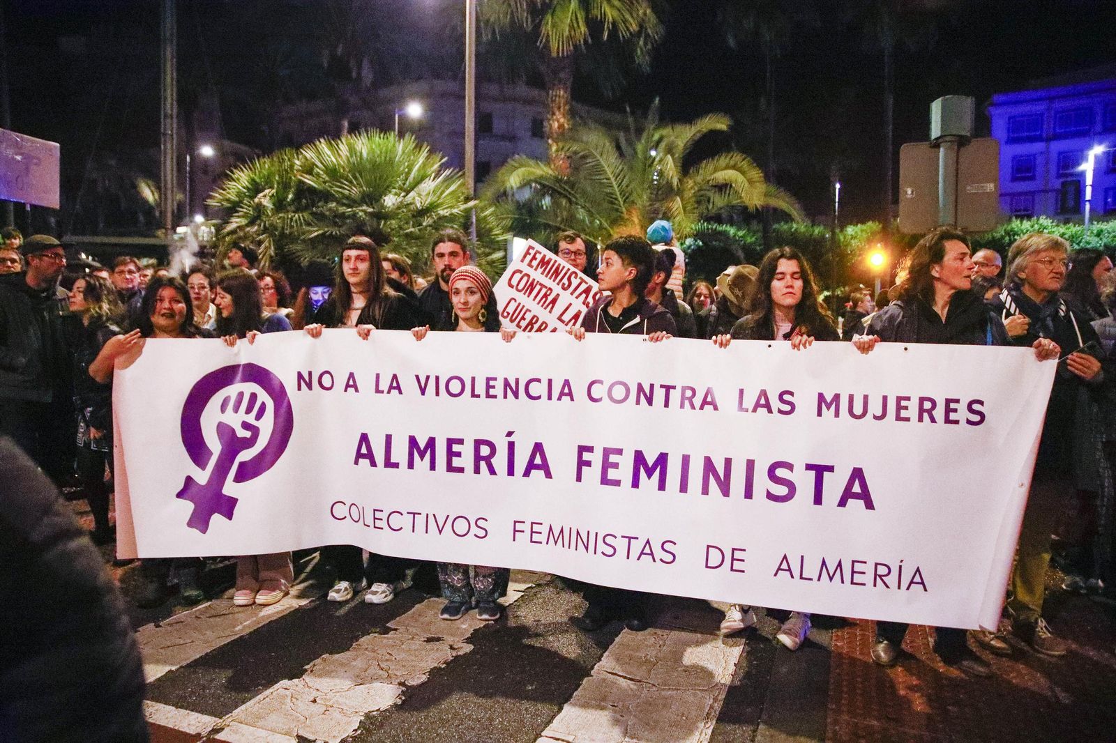 Las imágenes de la manifestación realizada por Asamblea Feminista 8M en Almería