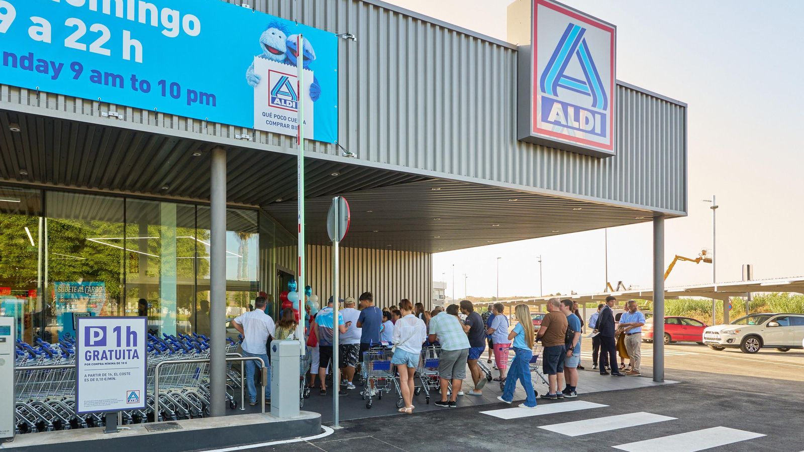 El nuevo supermercado Aldi en Vélez-Málaga. El nuevo supermercado Aldi en Vélez-Málaga.