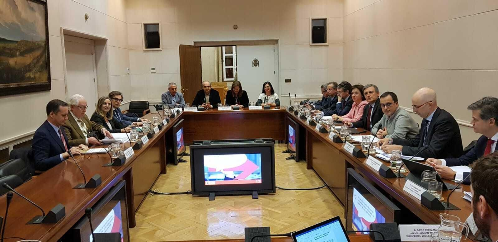 Representantes de la Junta de Andalucía y del Ministerio de Transporte en su reunión de este martes por la tarde en Madrid.