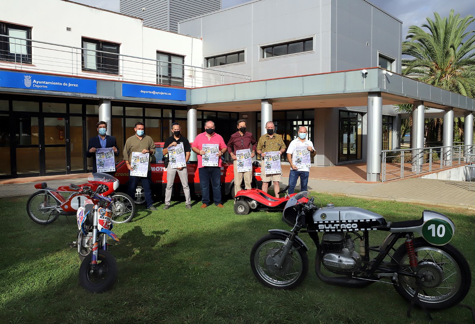 Presentación del cartel de la Gran Exhibición del Motor.