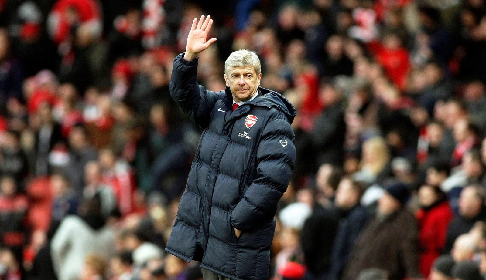 Arsene Wenger, durante un partido en el banquillo del Arsenal.
