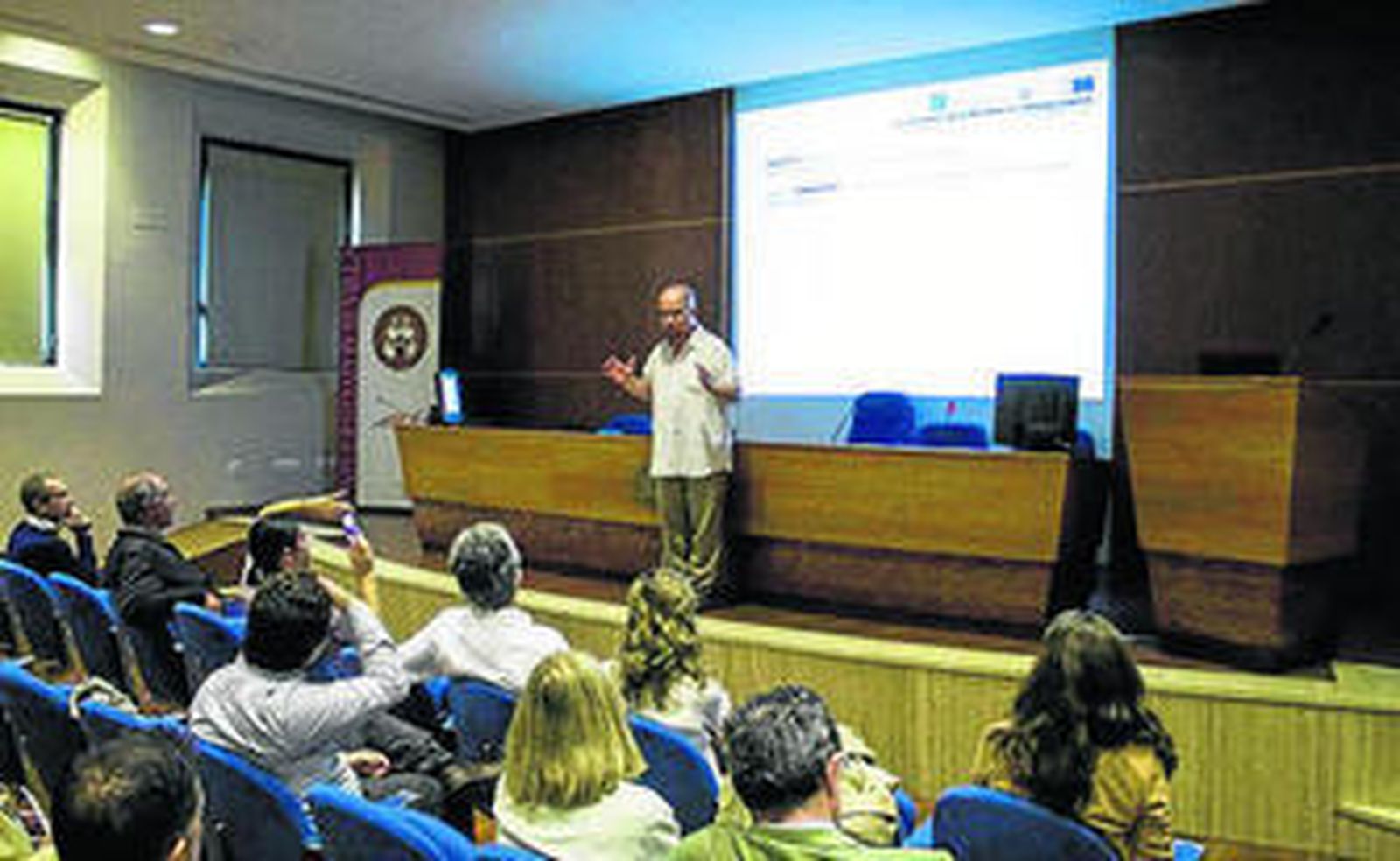 El urbanista José Luis Cañavate, ayer en las jornadas 'La Ciudad peatonal'.