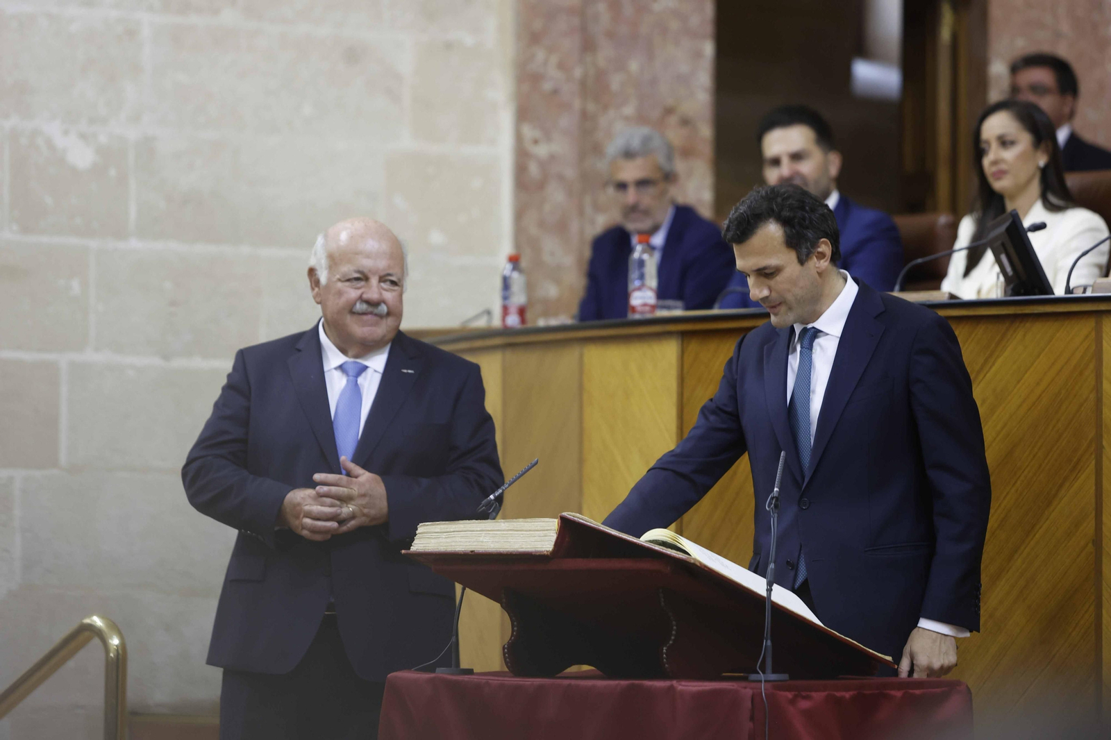 La constitución del Parlamento andaluz, todas las imágenes