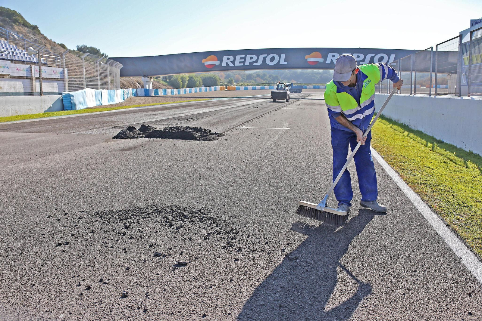 Comienza el reasfaltado del circuito de velocidad de Jerez