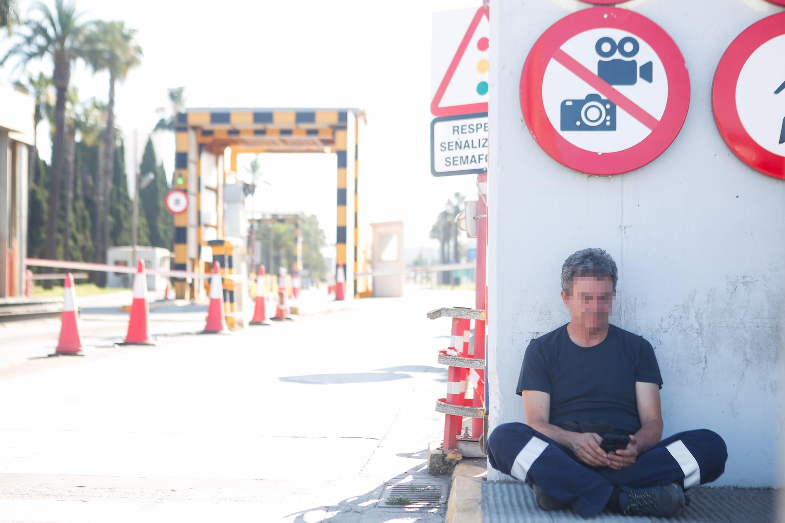 Fotos de la jornada del jueves de la huelga del metal en el Campo de Gibraltar