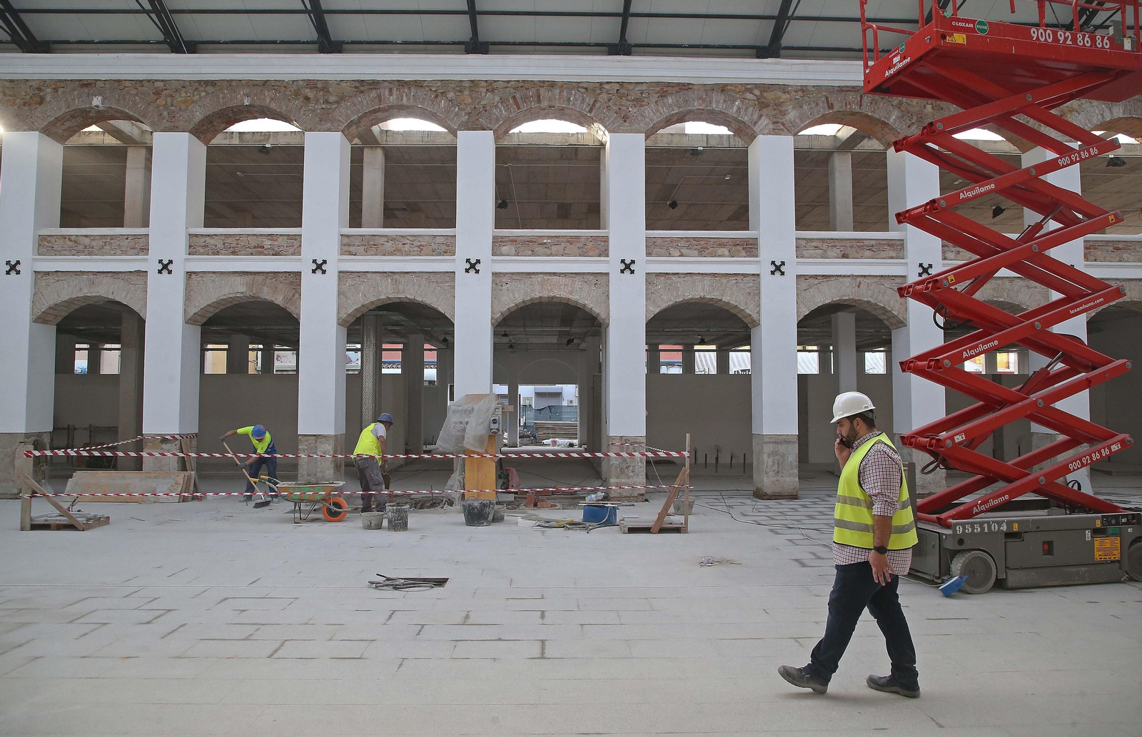 Fotos de la visita al nuevo mercado de la Concepción en La Línea Fotos de la visita al nuevo mercado de la Concepción en La Línea