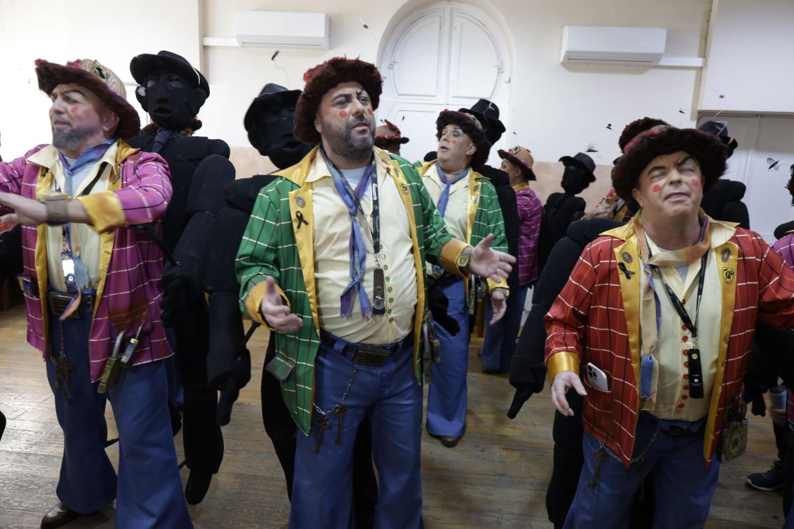 Búscate entre las mejores imágenes de la décima sesión de preliminares del COAC 2026