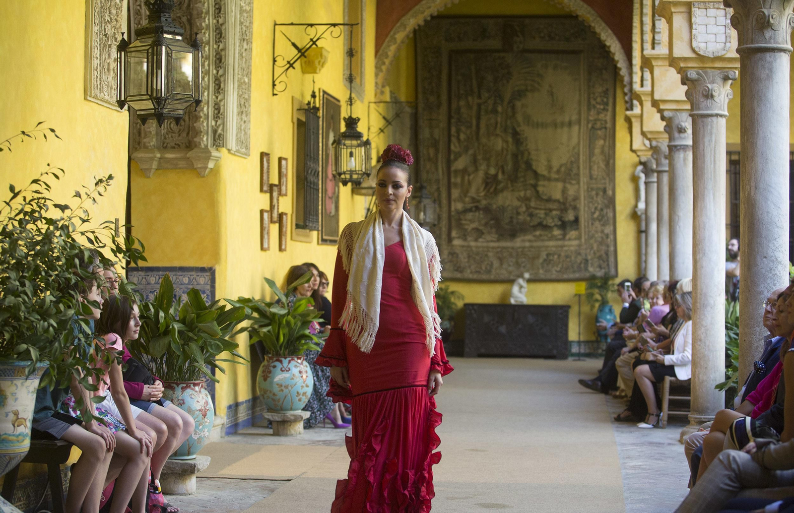 Desfile antesala We Love Flamenco