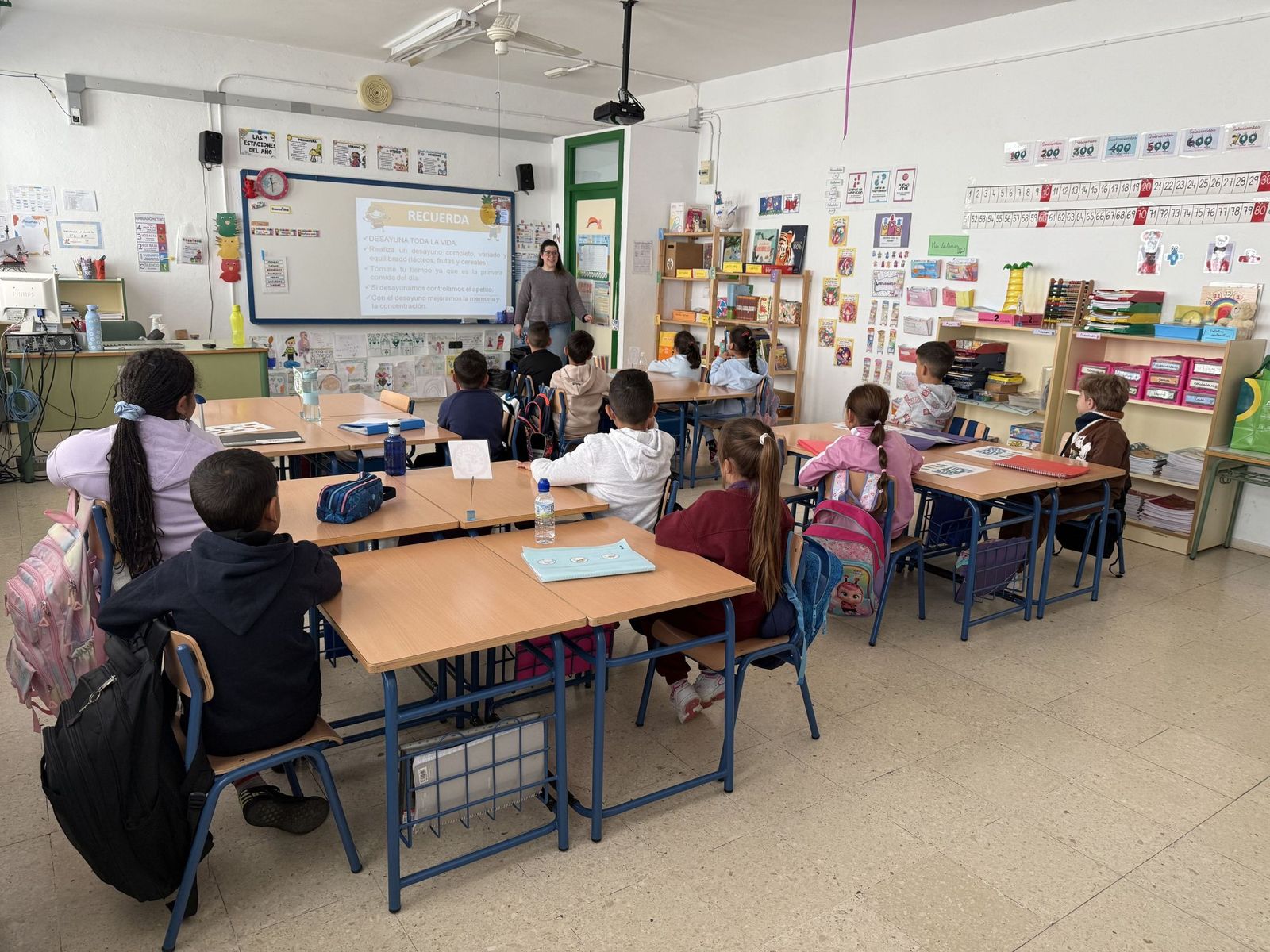 Aula de un colegio de Huelva, en una imagen de archivo.