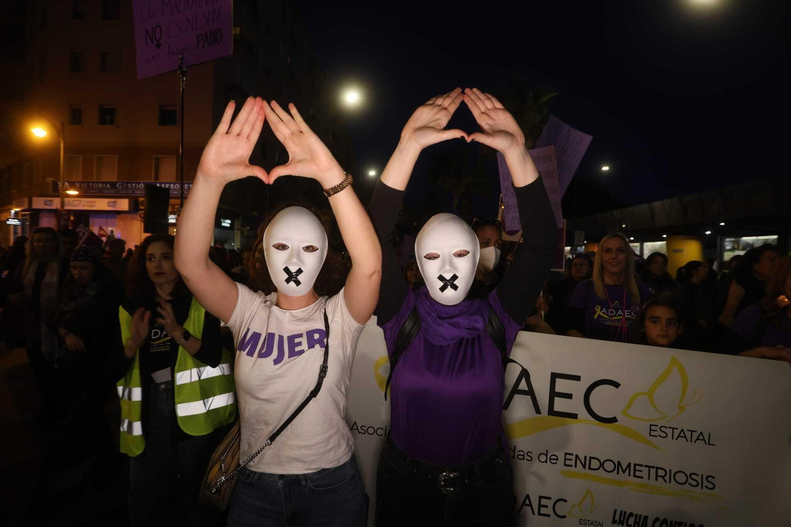 8M: Las fotos de la manifestación por el Día de la Mujer en Málaga 8M: Las fotos de la manifestación por el Día de la Mujer en Málaga